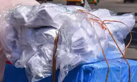 ನಿಷೇಧಿತ ಪ್ಲಾಸ್ಟಿಕ್ ವಶ: ದಂಡ ವಸೂಲಿ