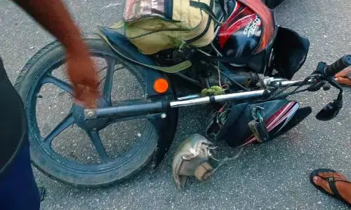 ದ್ವಿಚಕ್ರ ವಾಹನಗಳು ಢಿಕ್ಕಿ: ಓರ್ವ ಮೃತ್ಯು