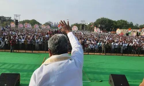 ತೆಲಂಗಾಣದ ಜನತೆ ಮೋದಿಯ ಮಕ್ಮಲ್ ಟೋಪಿಗೆ ತಲೆ ಕೊಡುವುದಿಲ್ಲ: ಸಿಎಂ ಸಿದ್ದರಾಮಯ್ಯ