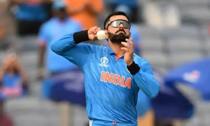 ಏಕದಿನ ವಿಶ್ವಕಪ್‌ನ ಚೊಚ್ಚಲ ವಿಕೆಟ್ ಪಡೆದ ವಿರಾಟ್ ಕೊಹ್ಲಿ, ರೋಹಿತ್‌ ಶರ್ಮಾ