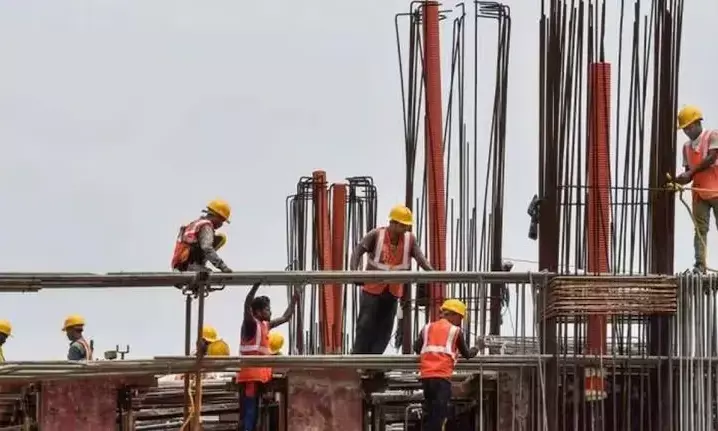 ದಿಲ್ಲಿಯಲ್ಲಿ ವಾಯುಮಾಲಿನ್ಯ ತಗ್ಗಿಸಲು ಕಟ್ಟಡ ನಿರ್ಮಾಣ ಕಾಮಗಾರಿಗೆ ತಡೆ