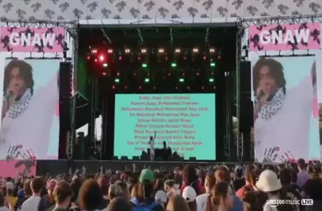 ಗಾಝಾದಲ್ಲಿ ಮೃತಪಟ್ಟ ಮಕ್ಕಳ ಹೆಸರನ್ನು ಸಂಗೀತ ಉತ್ಸವದಲ್ಲಿ ಪ್ರದರ್ಶಿಸಿದ ಅಮೆರಿಕಾದ ರ್ಯಾಪರ್ ರೆಡ್ ವೀಲ್ ಗಾಝಾದಲ್ಲಿ ಮೃತಪಟ್ಟ ಮಕ್ಕಳ ಹೆಸರನ್ನು ಸಂಗೀತ ಉತ್ಸವದಲ್ಲಿ ಪ್ರದರ್ಶಿಸಿದ ಅಮೆರಿಕಾದ ರ್ಯಾಪರ್ ರೆಡ್ ವೀಲ್