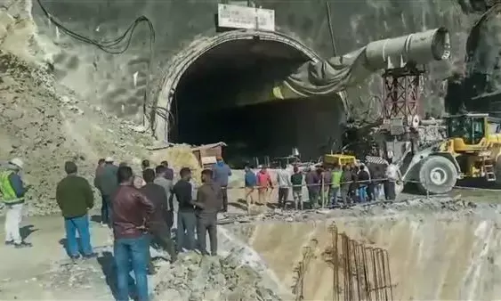 ಉತ್ತರ ಕಾಶಿ ಸುರಂಗ ಕುಸಿತ: ಮುಂದುವರಿದ ಕಾರ್ಮಿಕರ ರಕ್ಷಣಾ ಕಾರ್ಯಾಚರಣೆ