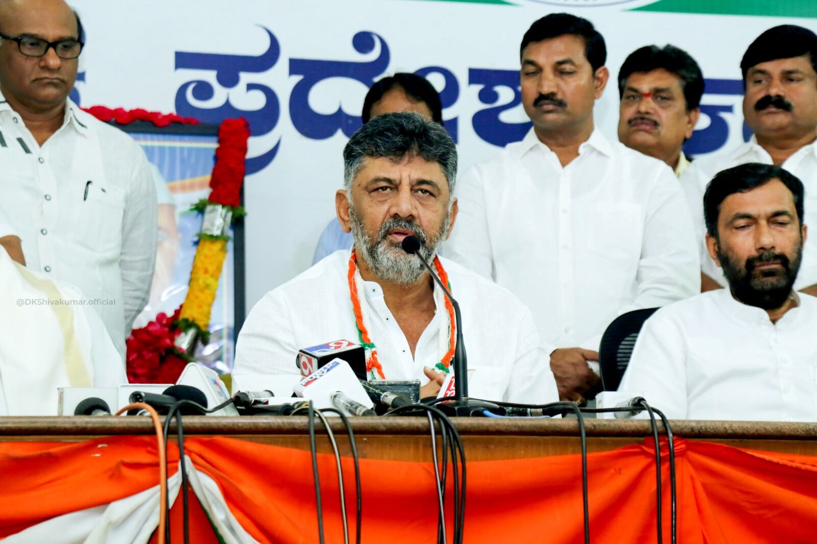 MLA, MP, ನಿಗಮ ಮಂಡಳಿಗೆ ಅರ್ಜಿ ಹಾಕುವ ಮೊದಲು ಸ್ಥಳೀಯ ಸಂಸ್ಥೆಗಳ ಬಗ್ಗೆ ಗಮನಹರಿಸಿ: ಕಾರ್ಯಕರ್ತರಿಗೆ ಡಿಕೆಶಿ ಸಲಹೆ