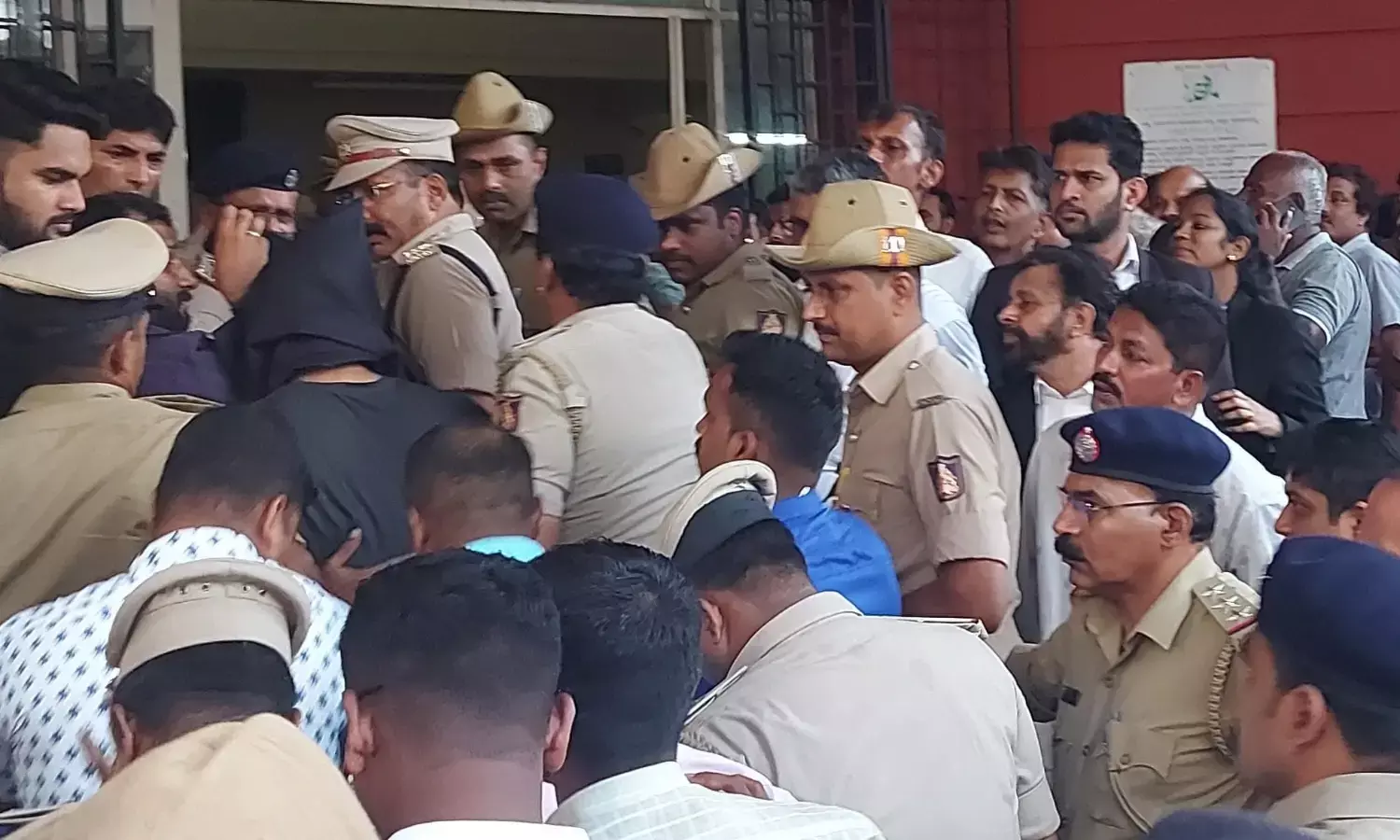 ಉಡುಪಿಯಲ್ಲಿ ತಾಯಿ, ಮಕ್ಕಳ ಕಗ್ಗೊಲೆ ಪ್ರಕರಣ: ವಿಶೇಷ ನ್ಯಾಯಾಲಯ ಸ್ಥಾಪನೆಗೆ ವಕೀಲರ ಸಂಘ ಆಗ್ರಹ