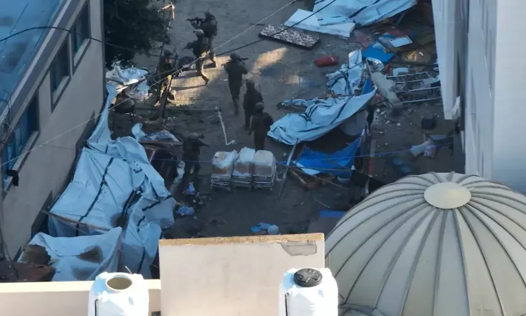 ಗಾಝಾದ ಶಿಫಾ ಆಸ್ಪತ್ರೆ ಪ್ರವೇಶಿಸಿದ ಇಸ್ರೇಲಿ ಪಡೆ ; ಗೇಟ್ ಗಳಲ್ಲಿ ಗುಂಡಿನ ಚಕಮಕಿ