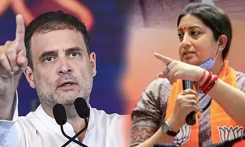 ಸ್ಮೃತಿ ಇರಾನಿ- ರಾಹುಲ್ ಗಾಂಧಿ ನಡುವೆ ಉಡುಗೊರೆ ಸ್ಪರ್ಧೆ