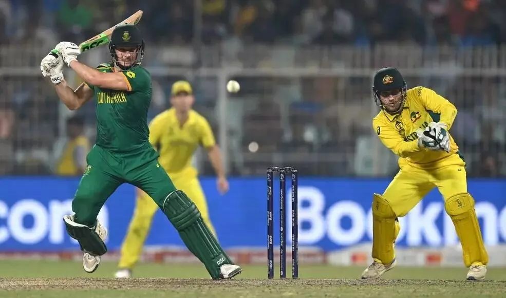 ದಕ್ಷಿಣ ಆಫ್ರಿಕಾವನ್ನು ಕಾಪಾಡಿದ ಮಿಲ್ಲರ್ ಶತಕ, ಆಸೀಸ್ಗೆ 213 ರನ್ ಗುರಿ ದಕ್ಷಿಣ ಆಫ್ರಿಕಾವನ್ನು ಕಾಪಾಡಿದ ಮಿಲ್ಲರ್ ಶತಕ, ಆಸೀಸ್ಗೆ 213 ರನ್ ಗುರಿ