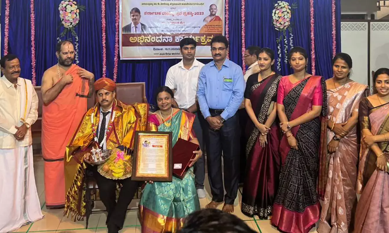 ರಾಜ್ಯೋತ್ಸವ ಪ್ರಶಸ್ತಿ ಪುರಸ್ಕೃತ ಡಾ.ಪ್ರಶಾಂತ್ ಶೆಟ್ಟಿಗೆ ಅಭಿನಂದನೆ