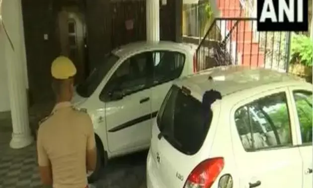 ಚೆನ್ನೈ : ಕರ್ನಾಟಕ ಮೂಲದ ಜವಳಿ ಉದ್ಯಮಿ ಮನೆ ಮೇಲೆ ಐಟಿ ದಾಳಿ