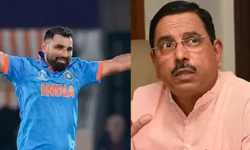 ಶಮಿಯ ಹೆಸರನ್ನೇ ಉಲ್ಲೇಖಿಸದೆ ಕೊಹ್ಲಿ, ಅಯ್ಯರ್‌ಗೆ ಅಭಿನಂದಿಸಿದ ಪ್ರಹ್ಲಾದ್‌ ಜೋಶಿ: ಜನರಿಂದ ಛೀಮಾರಿ