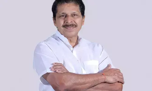 ಪುತ್ತೂರು : ಮಾಜಿ ಶಾಸಕ ಸಂಜೀವ ಮಠಂದೂರಿಗೆ ಹಾವು ಕಡಿತ