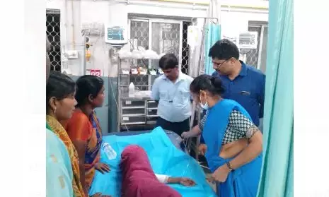 ಕಲಬುರಗಿ | ಬಿಸಿಯೂಟದ ಸಾಂಬಾರಿಗೆ ಬಿದ್ದು ವಿದ್ಯಾರ್ಥಿನಿಗೆ ಗಂಭೀರ ಗಾಯ