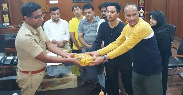 ಉಡುಪಿಯಲ್ಲಿ ತಾಯಿ, ಮಕ್ಕಳ ಕಗ್ಗೊಲೆ ಪ್ರಕರಣ: ಪೊಲೀಸ್ ಇಲಾಖೆಗೆ ಕೃತಜ್ಞತೆ ಸಲ್ಲಿಸಿದ ಕುಟುಂಬ ಉಡುಪಿಯಲ್ಲಿ ತಾಯಿ, ಮಕ್ಕಳ ಕಗ್ಗೊಲೆ ಪ್ರಕರಣ: ಪೊಲೀಸ್ ಇಲಾಖೆಗೆ ಕೃತಜ್ಞತೆ ಸಲ್ಲಿಸಿದ ಕುಟುಂಬ