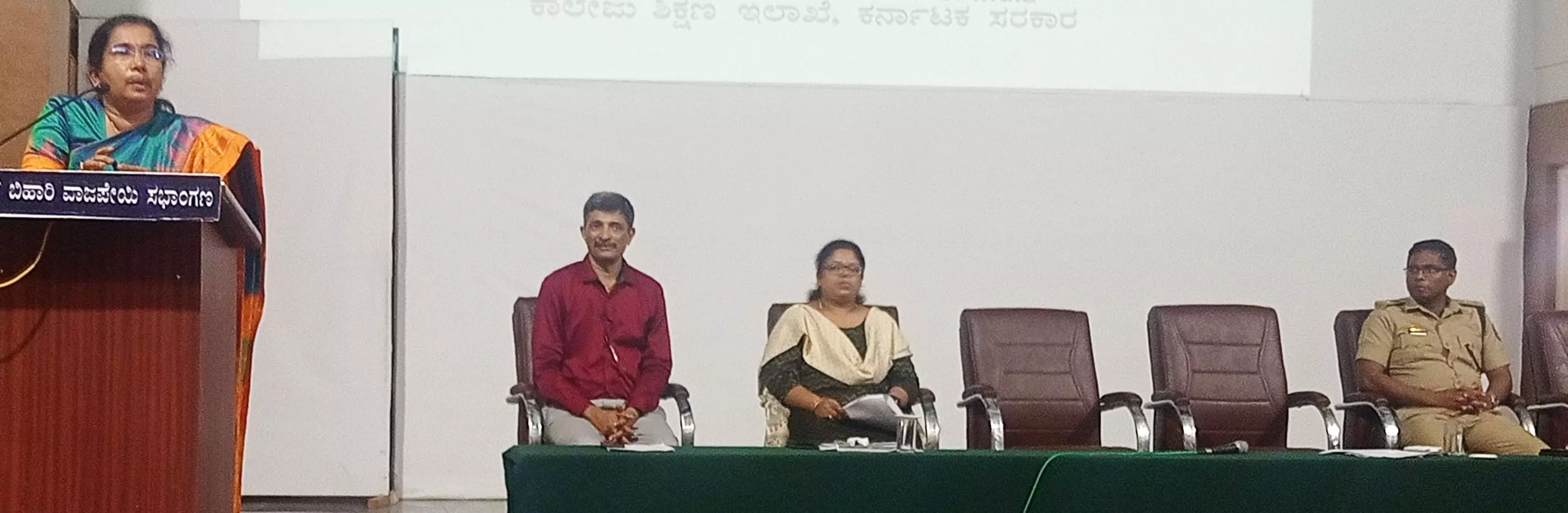 ಲೋಕಸಭಾ ಚುನಾವಣೆಯ ಮಾರ್ಗಸೂಚಿಗಳನ್ನು ತಪ್ಪದೇ ಪಾಲಿಸಿ: ಉಡುಪಿ ಜಿಲ್ಲಾಧಿಕಾರಿ ಲೋಕಸಭಾ ಚುನಾವಣೆಯ ಮಾರ್ಗಸೂಚಿಗಳನ್ನು ತಪ್ಪದೇ ಪಾಲಿಸಿ: ಉಡುಪಿ ಜಿಲ್ಲಾಧಿಕಾರಿ