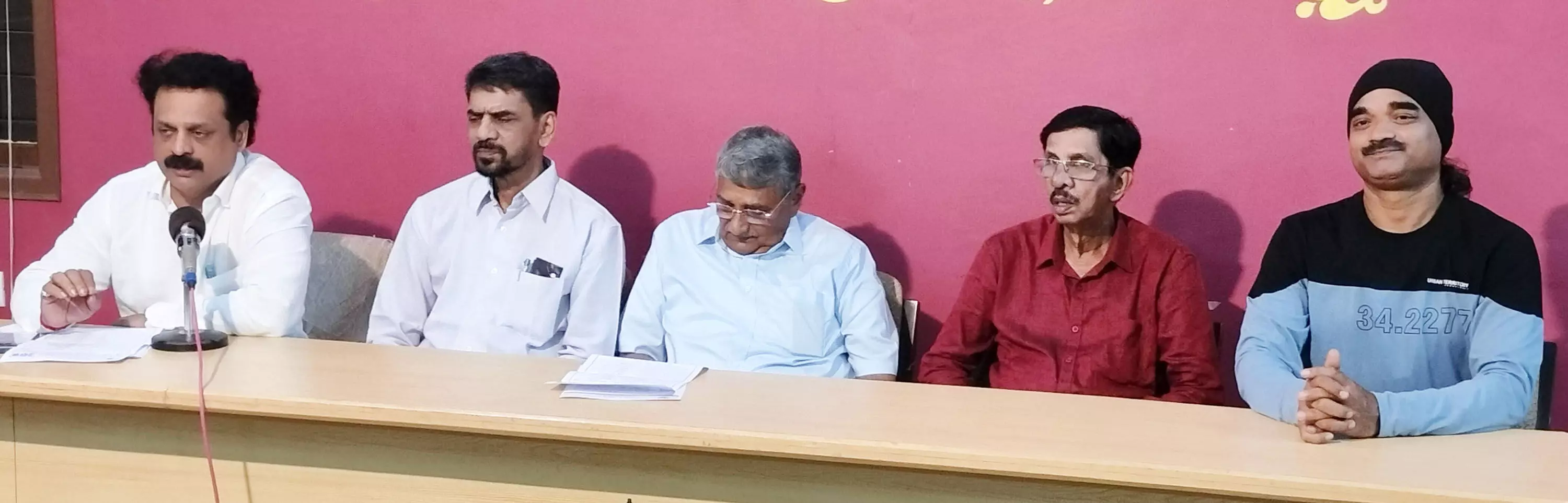 ಉಡುಪಿ: ನ.22ರಿಂದ ರಾಜ್ಯಮಟ್ಟದ ರಂಗಭೂಮಿ ಕನ್ನಡ ನಾಟಕ ಸ್ಪರ್ಧೆ ಉಡುಪಿ: ನ.22ರಿಂದ ರಾಜ್ಯಮಟ್ಟದ ರಂಗಭೂಮಿ ಕನ್ನಡ ನಾಟಕ ಸ್ಪರ್ಧೆ