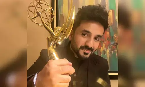 ಕಾಮಿಡಿಯನ್‌ ವೀರ್‌ ದಾಸ್‌ ಗೆ ಪ್ರತಿಷ್ಠಿತ ಎಮ್ಮಿ ಪ್ರಶಸ್ತಿಯ ಗರಿ