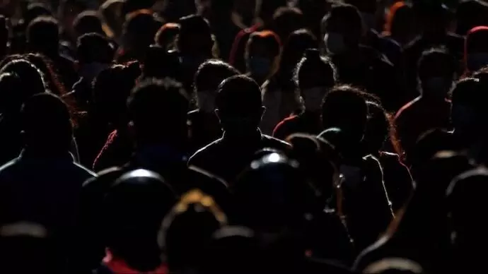 ಅಮೆರಿಕಾದಲ್ಲಿನ ಅಕ್ರಮ ವಲಸಿಗರಲ್ಲಿ ಮೂರನೆಯ ಅತಿ ದೊಡ್ಡ ಗುಂಪು ಭಾರತೀಯರು: ಅಧ್ಯಯನ ವರದಿ ಅಮೆರಿಕಾದಲ್ಲಿನ ಅಕ್ರಮ ವಲಸಿಗರಲ್ಲಿ ಮೂರನೆಯ ಅತಿ ದೊಡ್ಡ ಗುಂಪು ಭಾರತೀಯರು: ಅಧ್ಯಯನ ವರದಿ