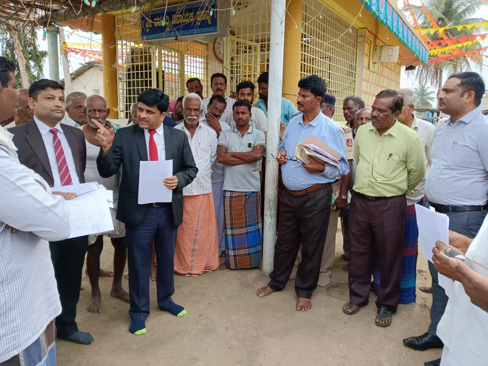 ಚನ್ನಗಿರಿ| ಸರಕಾರಿ ಶಾಲಾ ಜಾಗದಲ್ಲಿ ನಿರ್ಮಾಣ: ದೊಡ್ಡಬ್ಬಿಗೆರೆ ಸರಕಾರಿ ಶಾಲೆಗೆ ನ್ಯಾಯಾಧೀಶರ ಭೇಟಿ