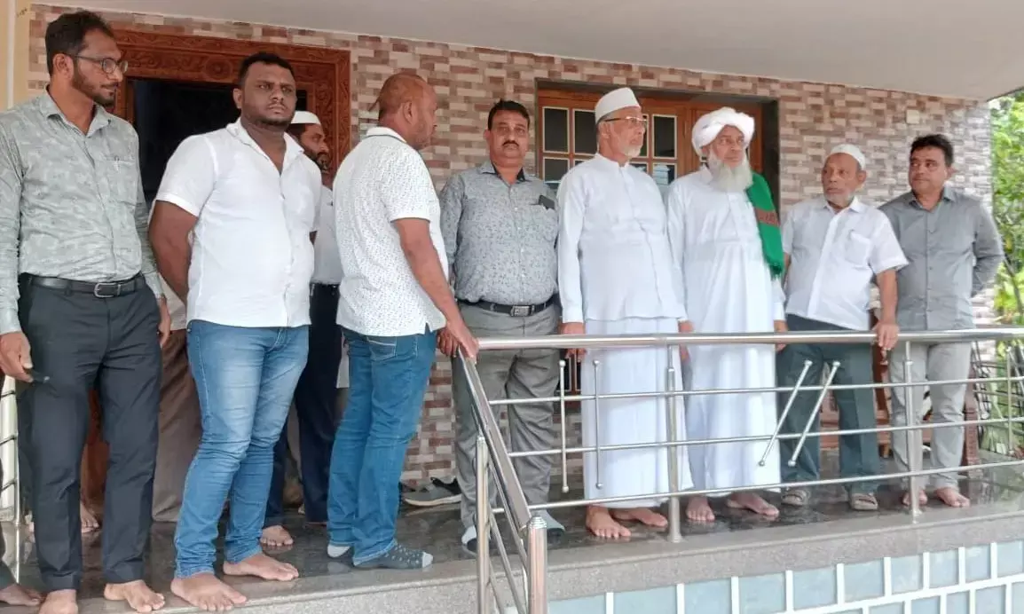 ಉಡುಪಿಯಲ್ಲಿ ತಾಯಿ, ಮಕ್ಕಳ ಕೊಲೆ ಪ್ರಕರಣ: ಸಂತ್ರಸ್ತರ ಮನೆಗೆ ದ.ಕ.ಜಿಲ್ಲಾ ಮದ್ರಸ ಮ್ಯಾನೇಜ್‌ಮೆಂಟ್ ನಿಯೋಗ ಭೇಟಿ