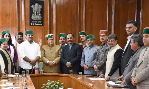 ಹಿಮಾಚಲ ಪ್ರದೇಶ ಸ್ಪೀಕರ್ ಜೊತೆ ಯು.ಟಿ. ಖಾದರ್ ಚರ್ಚೆ