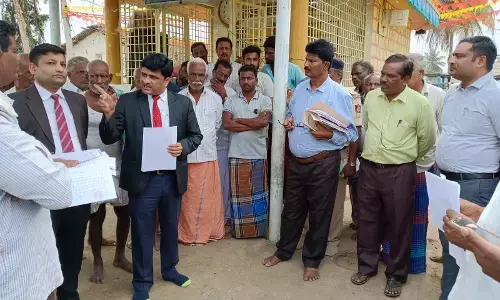 ಚನ್ನಗಿರಿ| ಸರಕಾರಿ ಶಾಲಾ ಜಾಗದಲ್ಲಿ ನಿರ್ಮಾಣ: ದೊಡ್ಡಬ್ಬಿಗೆರೆ ಸರಕಾರಿ ಶಾಲೆಗೆ ನ್ಯಾಯಾಧೀಶರ ಭೇಟಿ