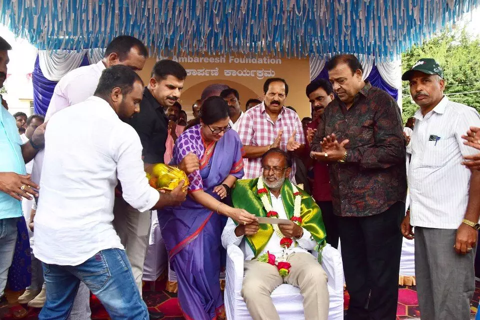 ಸುಮಲತಾರಿಂದ ಅಂಬರೀಷ್ ಫೌಂಡೇಷನ್ ಲೋಕಾರ್ಪಣೆ ಸುಮಲತಾರಿಂದ ಅಂಬರೀಷ್ ಫೌಂಡೇಷನ್ ಲೋಕಾರ್ಪಣೆ