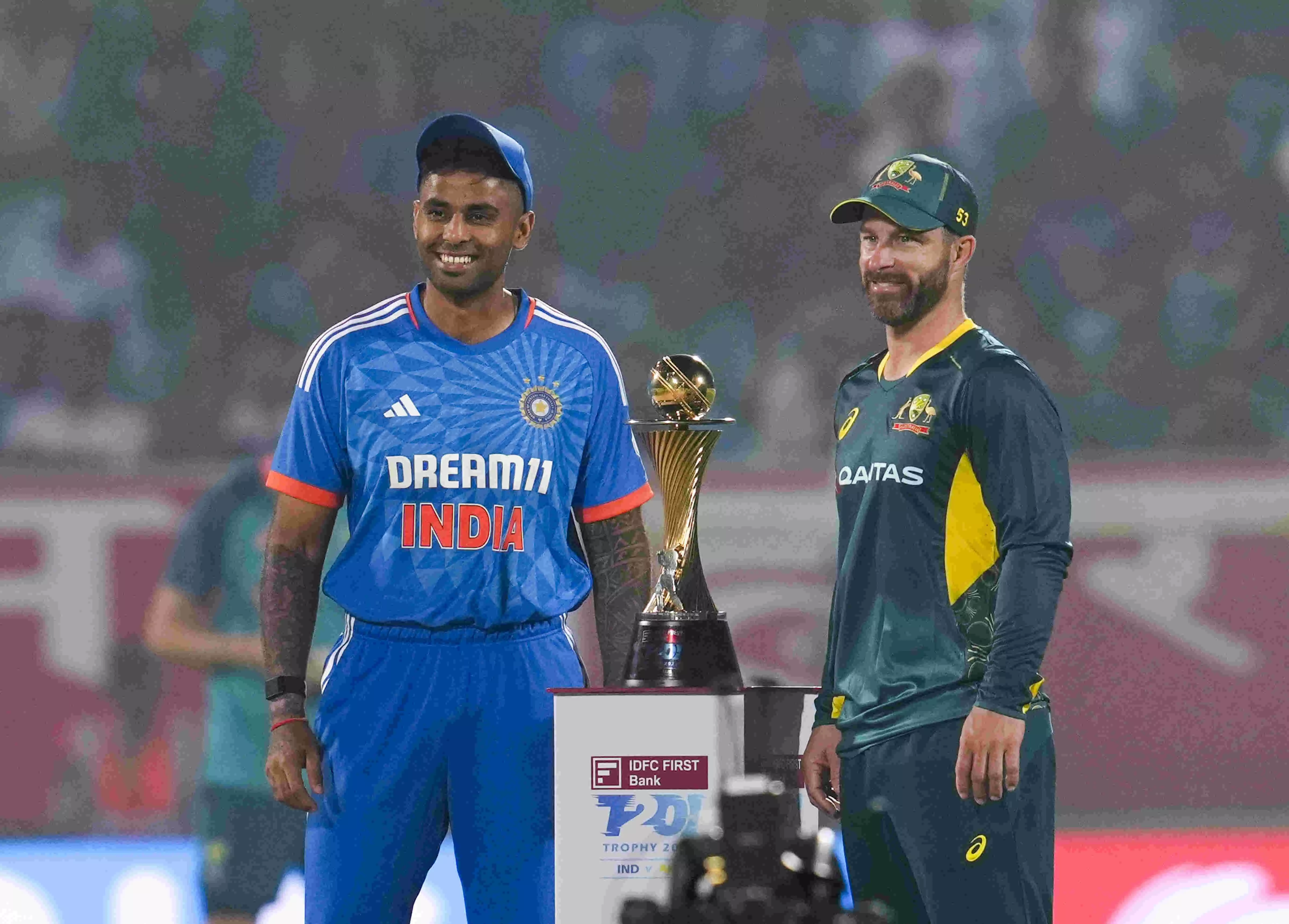 ನಾಳೆ ಭಾರತ-ಆಸಿಸ್ 2ನೇ ಟಿ20 ; ರನ್ ಹರಿವನ್ನು ನಿಯಂತ್ರಿಸುವತ್ತ ಬೌಲರ್ ಗಳ ಗಮನ ನಾಳೆ ಭಾರತ-ಆಸಿಸ್ 2ನೇ ಟಿ20 ; ರನ್ ಹರಿವನ್ನು ನಿಯಂತ್ರಿಸುವತ್ತ ಬೌಲರ್ ಗಳ ಗಮನ