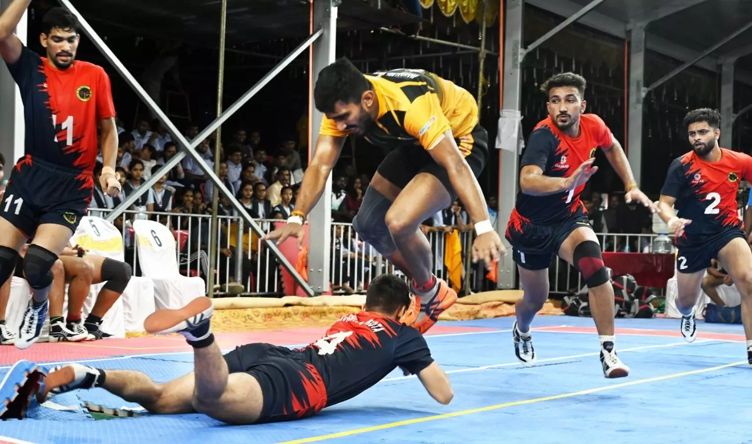 ಅಖಿಲ ಭಾರತ ಅಂತರ ವಿವಿ ಪುರುಷರ ಕಬಡ್ಡಿ: ಸೆ.ಫೈನಲ್‌ಗೇರಿದ ಮಂಗಳೂರು, ಎಂಡಿ ವಿವಿ ರೋಹ್ಟಕ್