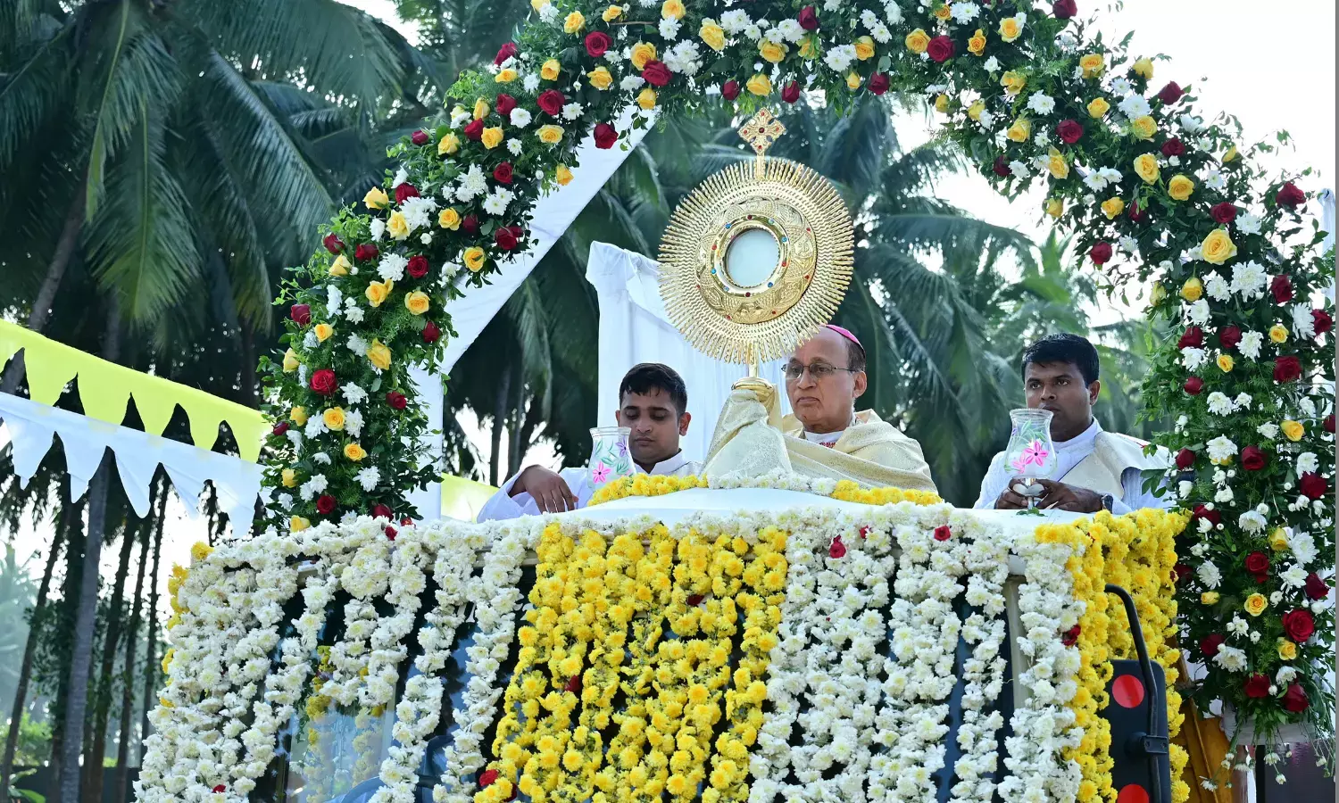 ಉಡುಪಿ ಧರ್ಮಪ್ರಾಂತ್ಯದ ವಾರ್ಷಿಕ ಪರಮ ಪ್ರಸಾದ ಮೆರವಣಿಗೆ