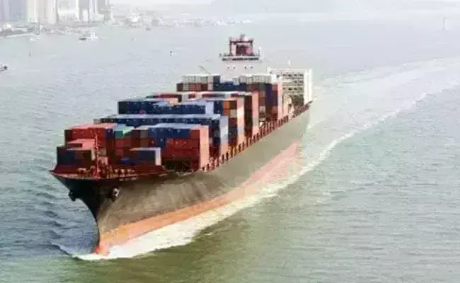 ಸರಕು ಹಡಗು ಮುಳುಗಡೆ: 4 ಭಾರತೀಯರ ಸಹಿತ 14 ಮಂದಿ ನಾಪತ್ತೆ