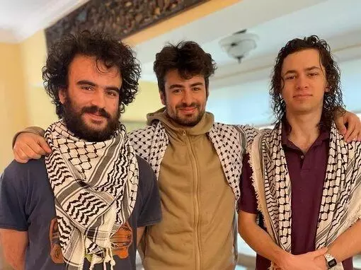 ಅಮೆರಿಕಾ: ಮೂವರು ಫೆಲೆಸ್ತೀನ್ ವಿದ್ಯಾರ್ಥಿಗಳ ಮೇಲೆ ಗುಂಡಿನ ದಾಳಿ ಅಮೆರಿಕಾ: ಮೂವರು ಫೆಲೆಸ್ತೀನ್ ವಿದ್ಯಾರ್ಥಿಗಳ ಮೇಲೆ ಗುಂಡಿನ ದಾಳಿ