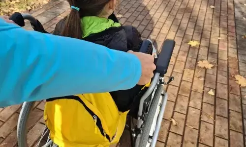 ತಪ್ಪು ಮಾಡಿದ ಅಧಿಕಾರಿಗೆ ಅಂಗವಿಲಕರ ಸೇವೆ ಮಾಡುವ ಶಿಕ್ಷೆ!