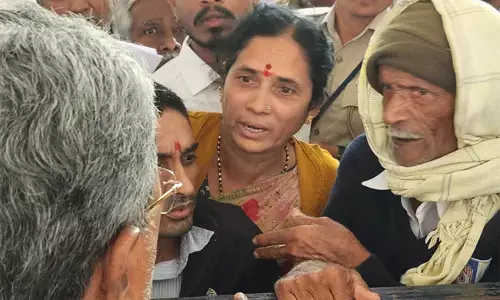 ಜನತಾ ದರ್ಶನ: ಸ್ಥಳದಲ್ಲೇ ಸಮಸ್ಯೆ ಬಗೆಹರಿಸಿದ ಸಿಎಂ ಸಿದ್ದರಾಮಯ್ಯ