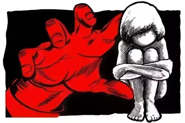 ಉತ್ತರ ಪ್ರದೇಶ: 13 ವರ್ಷದ ಬಾಲಕಿಯ ಅಪಹರಿಸಿ ಅತ್ಯಾಚಾರ; ಆರೋಪಿಯ ಬಂಧನ ಉತ್ತರ ಪ್ರದೇಶ: 13 ವರ್ಷದ ಬಾಲಕಿಯ ಅಪಹರಿಸಿ ಅತ್ಯಾಚಾರ; ಆರೋಪಿಯ ಬಂಧನ