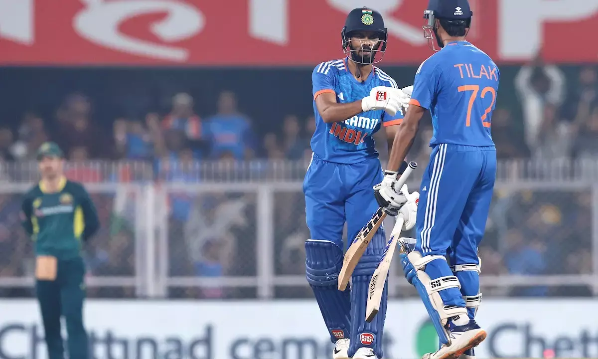 ʼಋತುರಾಜʼನ ಶತಕದಾಟ, ಆಸೀಸ್‌ ಗೆ 223 ರನ್‌ ಗುರಿ ನೀಡಿದ ಭಾರತ