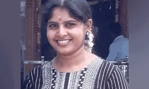 ಚಾಮರಾಜನಗರ: ಕೌಟುಂಬಿಕ ಕಲಹ ಹಿನ್ನೆಲೆ; ಗೃಹಿಣಿ ಆತ್ಮಹತ್ಯೆ