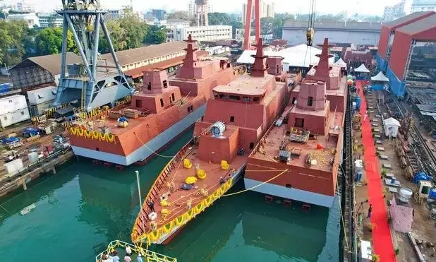 ಕೊಚ್ಚಿನ್: ಮೂರು ಜಲಾಂತರ್ಗಾಮಿ ನಿರೋಧಕ ಯುದ್ಧನೌಕೆಗಳಿಗೆ ಚಾಲನೆ