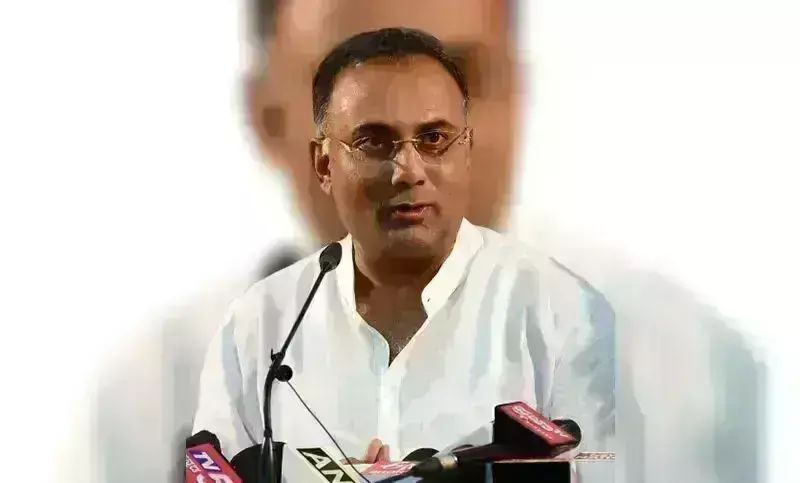 ಡಯಾಲಿಸಿಸ್ ಸಿಬ್ಬಂದಿಗಳು ಮುಷ್ಕರ ಕೈಬಿಡುವಂತೆ ಸಚಿವ ದಿನೇಶ್ ಗುಂಡೂರಾವ್ ಮನವಿ ಡಯಾಲಿಸಿಸ್ ಸಿಬ್ಬಂದಿಗಳು ಮುಷ್ಕರ ಕೈಬಿಡುವಂತೆ ಸಚಿವ ದಿನೇಶ್ ಗುಂಡೂರಾವ್ ಮನವಿ