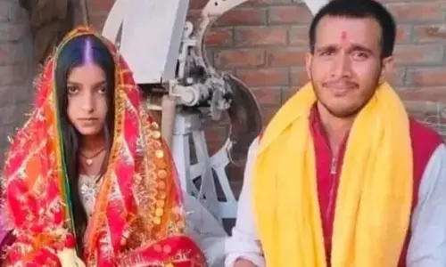 ಶಿಕ್ಷಕನ ಅಪಹರಣ; ಬಂದೂಕು ತೋರಿಸಿ ತನ್ನ ಪುತ್ರಿಯ ಜೊತೆ ಬಲವಂತವಾಗಿ ವಿವಾಹ ಮಾಡಿದ ಅಪಹರಣಕಾರ