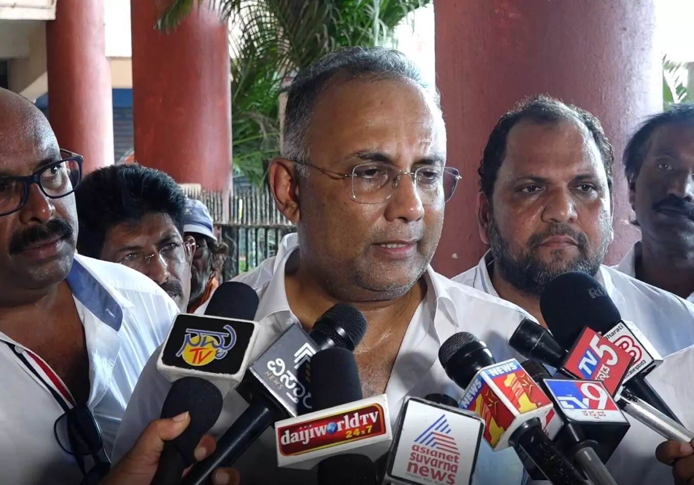 ಆರೋಗ್ಯ ಇಲಾಖೆಯ ಸಿಬ್ಬಂದಿ ಕೊರತೆ ಇತ್ಯರ್ಥ: ದಿನೇಶ್ ಗುಂಡೂರಾವ್