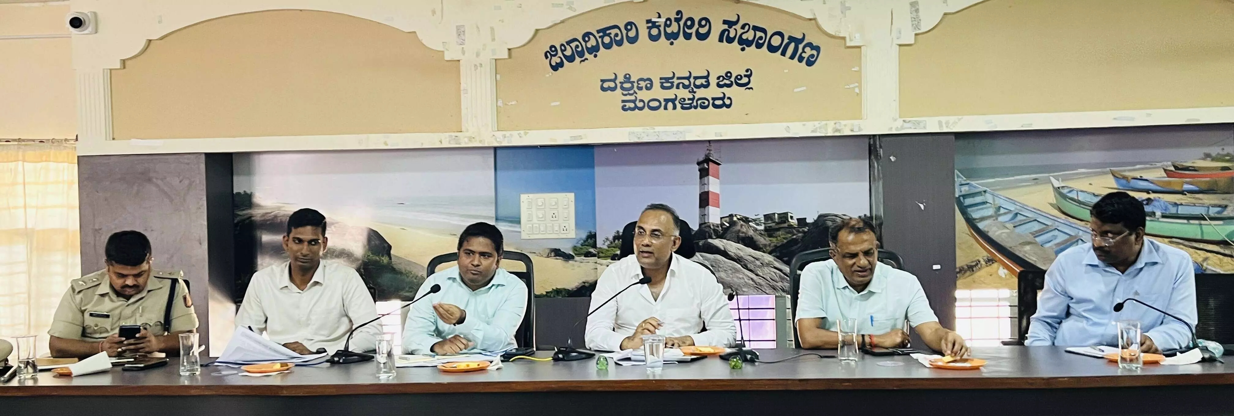 ಮೀನುಗಾರಿಕಾ ಧಕ್ಕೆಯ 3ನೆ ಹಂತದ ಜೆಟ್ಟಿ ಕಾಮಗಾರಿ ಟೆಂಡರ್ಗೆ ಸಚಿವ ದಿನೇಶ್ ಗುಂಡೂರಾವ್ ಸೂಚನೆ ಮೀನುಗಾರಿಕಾ ಧಕ್ಕೆಯ 3ನೆ ಹಂತದ ಜೆಟ್ಟಿ ಕಾಮಗಾರಿ ಟೆಂಡರ್ಗೆ ಸಚಿವ ದಿನೇಶ್ ಗುಂಡೂರಾವ್ ಸೂಚನೆ