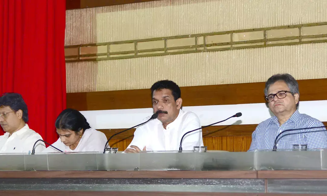 ಸುಬ್ರಹ್ಮಣ್ಯ- ಸಕಲೇಶಪುರ ರೈಲ್ವೇ ಮಾರ್ಗ ವಿದ್ಯುದ್ದೀಕರಣ ಜೂನ್‌ಗೆ ಪೂರ್ಣ: ರೈಲ್ವೇ ಯೋಜನೆ ಪ್ರಗತಿ ಪರಿಶೀಲನಾ ಸಭೆ