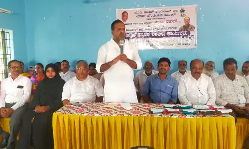 ಮಲಾರ್: ಉಚಿತ ಕನ್ನಡಕ ವಿತರಣೆ