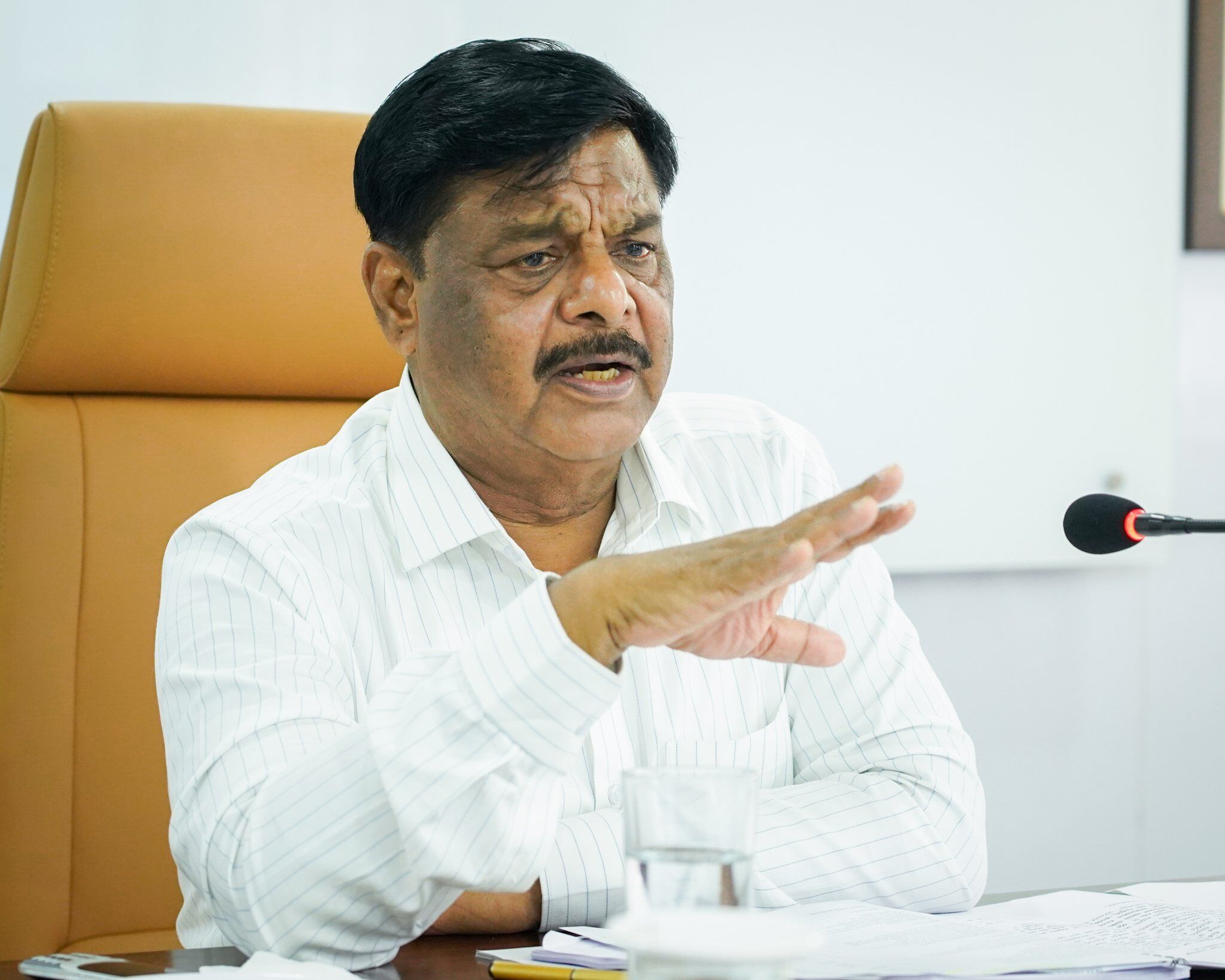 ಸಂವಿಧಾನದ ಆಶಯ ಪೂರೈಸುವವರು ಅಧಿಕಾರದಲ್ಲಿರಬೇಕು: ಸಚಿವ ಎಚ್.ಸಿ.ಮಹದೇವಪ್ಪ