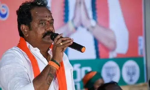 ಕಮರೆಡ್ಡಿ : ಕೆಸಿಆರ್, ರೇವಂತ್ ರೆಡ್ಡಿ ಸೋಲಿಸಿದ ವೆಂಕಟ ರಮಣ ರೆಡ್ಡಿ