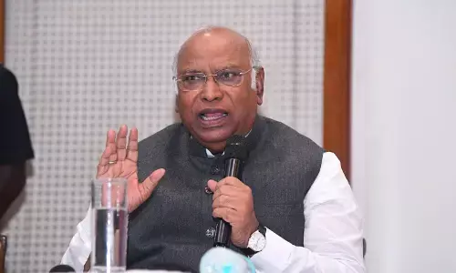 ತಾತ್ಕಾಲಿಕ ಹಿನ್ನಡೆಗಳನ್ನು ಮೆಟ್ಟಿ ನಿಲ್ಲುತ್ತೇವೆ: ಮೂರು ರಾಜ್ಯಗಳಲ್ಲಿ ಸೋಲಿಗೆ ಖರ್ಗೆ ಪ್ರತಿಕ್ರಿಯೆ