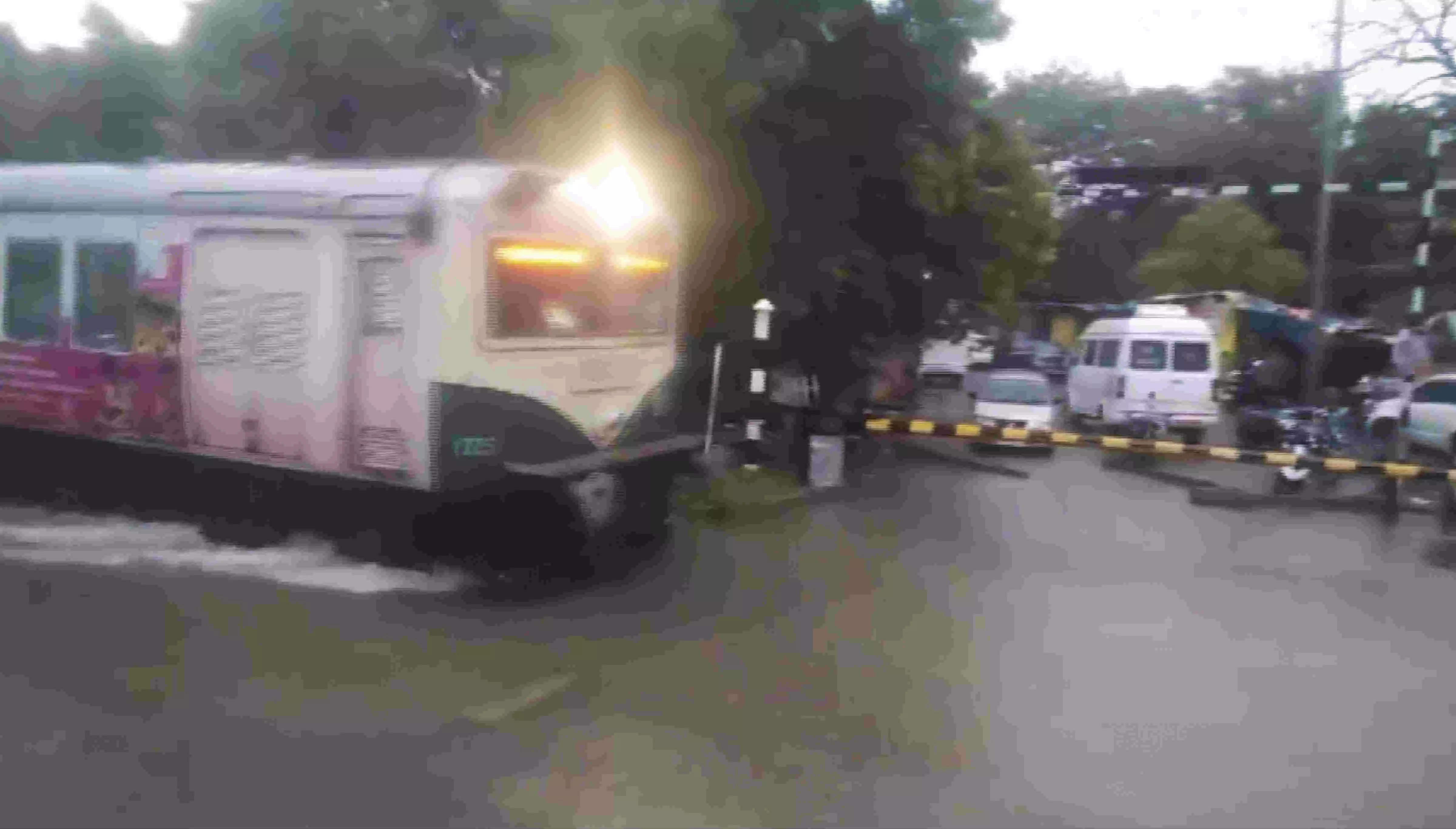 ಮೈಚಾಂಗ್ ಚಂಡಮಾರುತ: ಚೆನ್ನೈನಲ್ಲಿ ಭಾರೀ ಮಳೆಗೆ 7 ಸಾವು, ವಿಮಾನ ಹಾರಾಟ ಸ್ಥಗಿತ