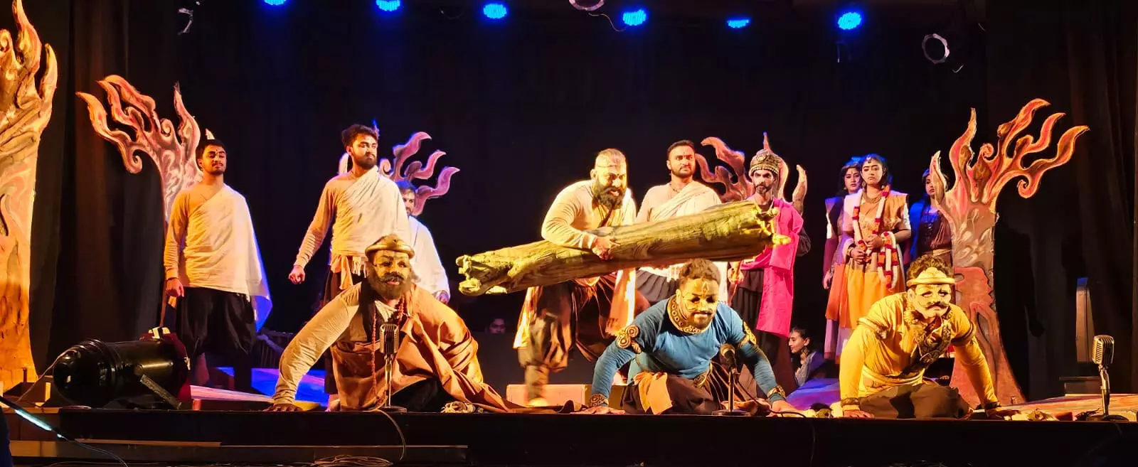 ರಂಗಭೂಮಿ ಉಡುಪಿ 44ನೇ ರಾಜ್ಯಮಟ್ಟದ ಕನ್ನಡ ನಾಟಕ ಸ್ಪರ್ಧೆ: ರಂಗಾಸ್ಥೆ ಬೆಂಗಳೂರು ತಂಡದ ‘ದ್ರೋಪತಿ ಹೇಳ್ತವ್ಳೆ’ಗೆ ಪ್ರಥಮ ಬಹುಮಾನ ರಂಗಭೂಮಿ ಉಡುಪಿ 44ನೇ ರಾಜ್ಯಮಟ್ಟದ ಕನ್ನಡ ನಾಟಕ ಸ್ಪರ್ಧೆ: ರಂಗಾಸ್ಥೆ ಬೆಂಗಳೂರು ತಂಡದ ‘ದ್ರೋಪತಿ ಹೇಳ್ತವ್ಳೆ’ಗೆ ಪ್ರಥಮ ಬಹುಮಾನ