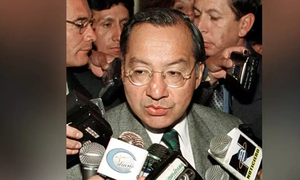 ಕ್ಯೂಬಾ ಏಜೆಂಟಾಗಿ ಕಾರ್ಯನಿರ್ವಹಿಸುತ್ತಿದ್ದಅಮೆರಿಕದ ಮಾಜಿ ರಾಯಭಾರಿ ಬಂಧನ